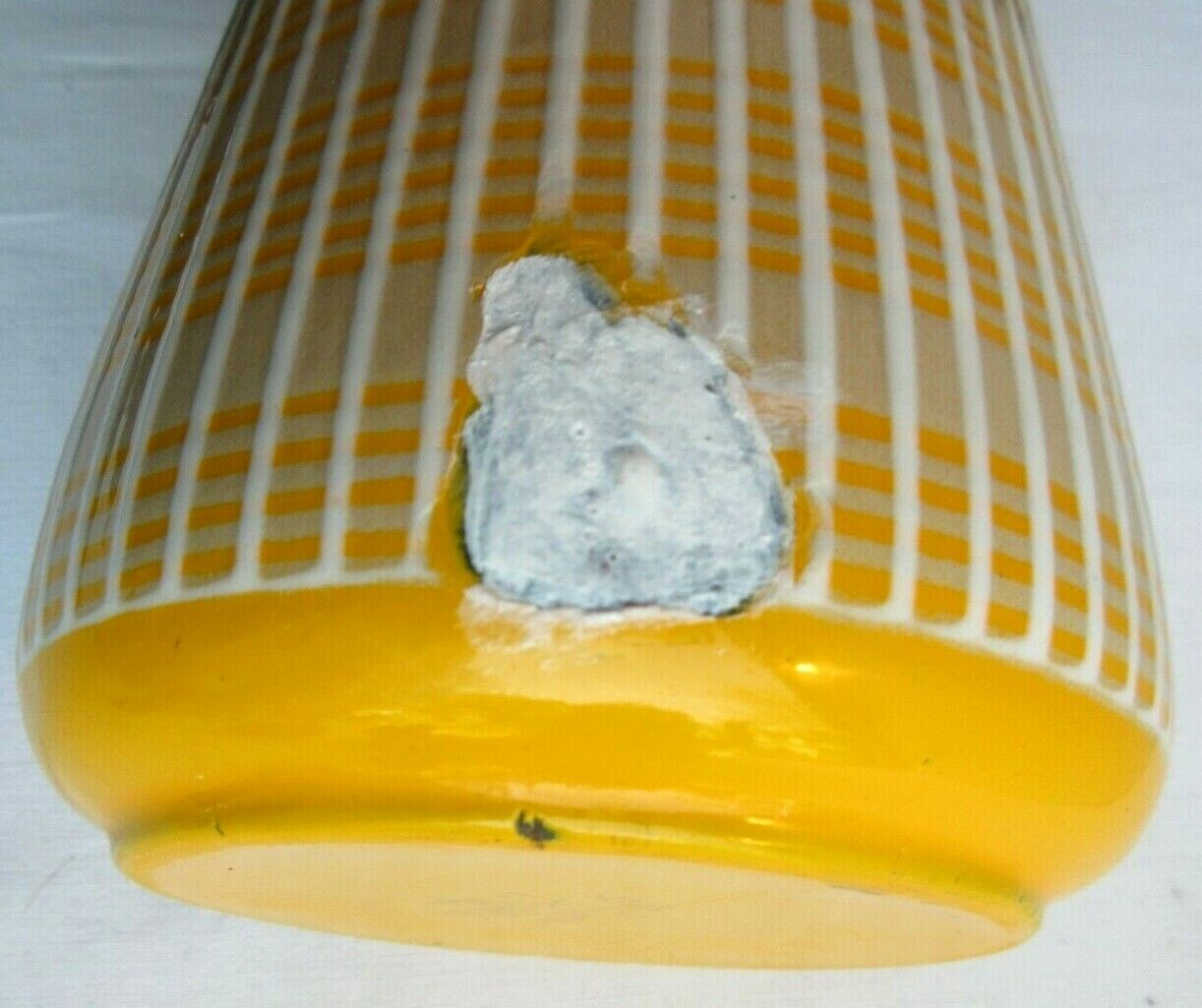 Art Deco milk pot, enamelled sheet as coffee maker, yellow and white signed BB