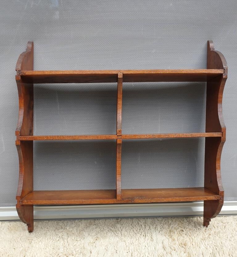 Etagère murale en accolades bois vintage 3 tablettes