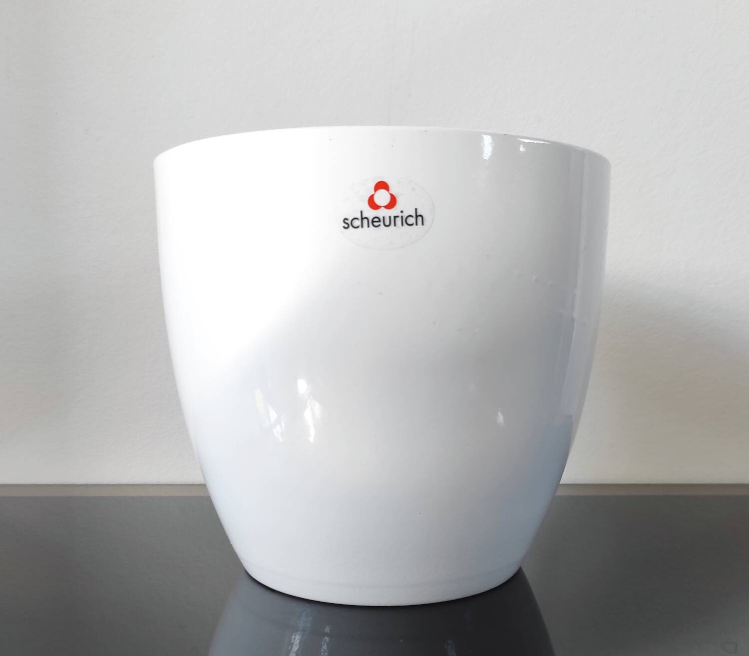Cache-pot vintage blanc émaillé – Scheurich "Alaska"