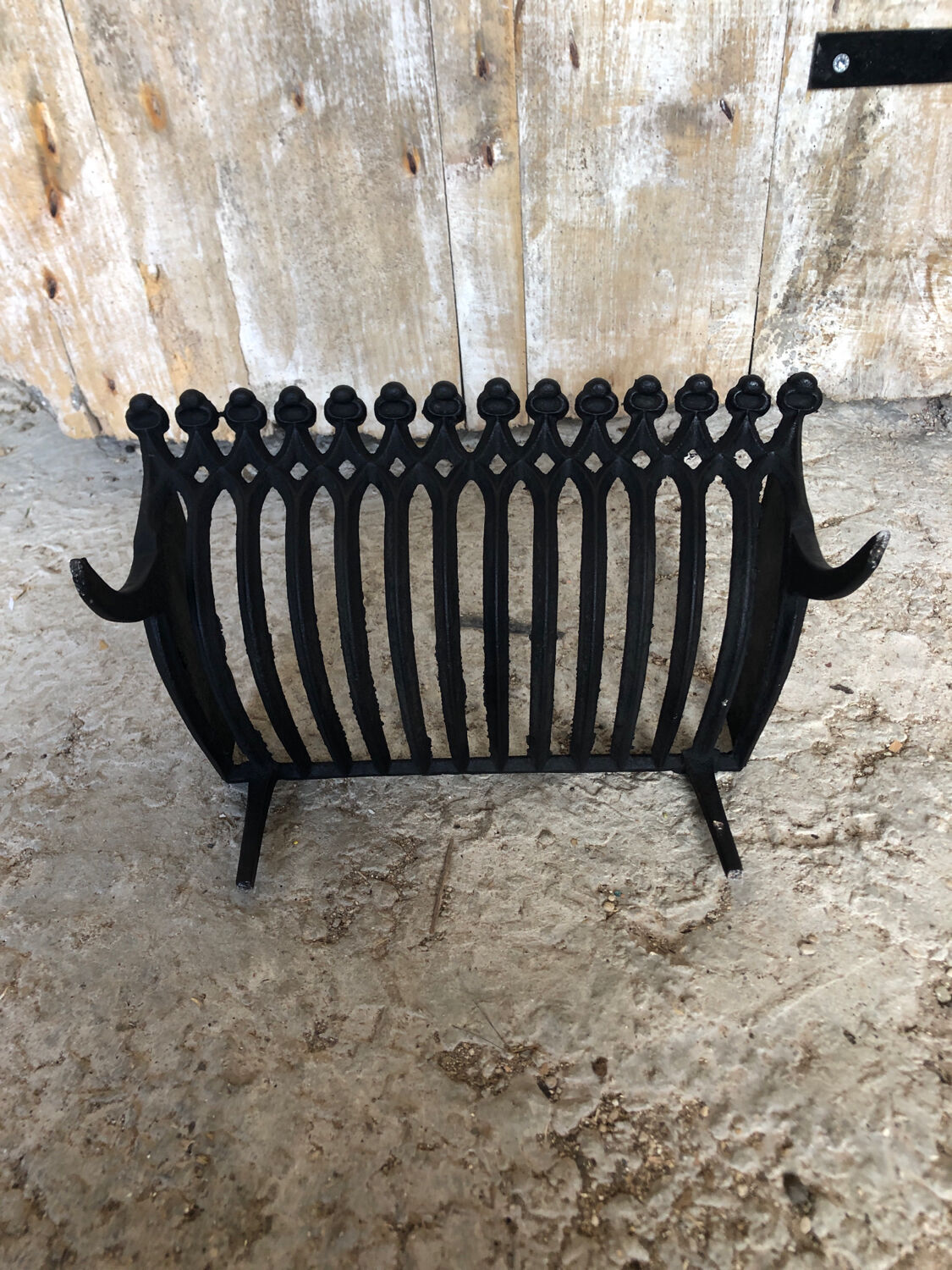 Old fireplace fireplace vintage cast iron