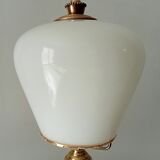 Art deco lamp in brass and opaline