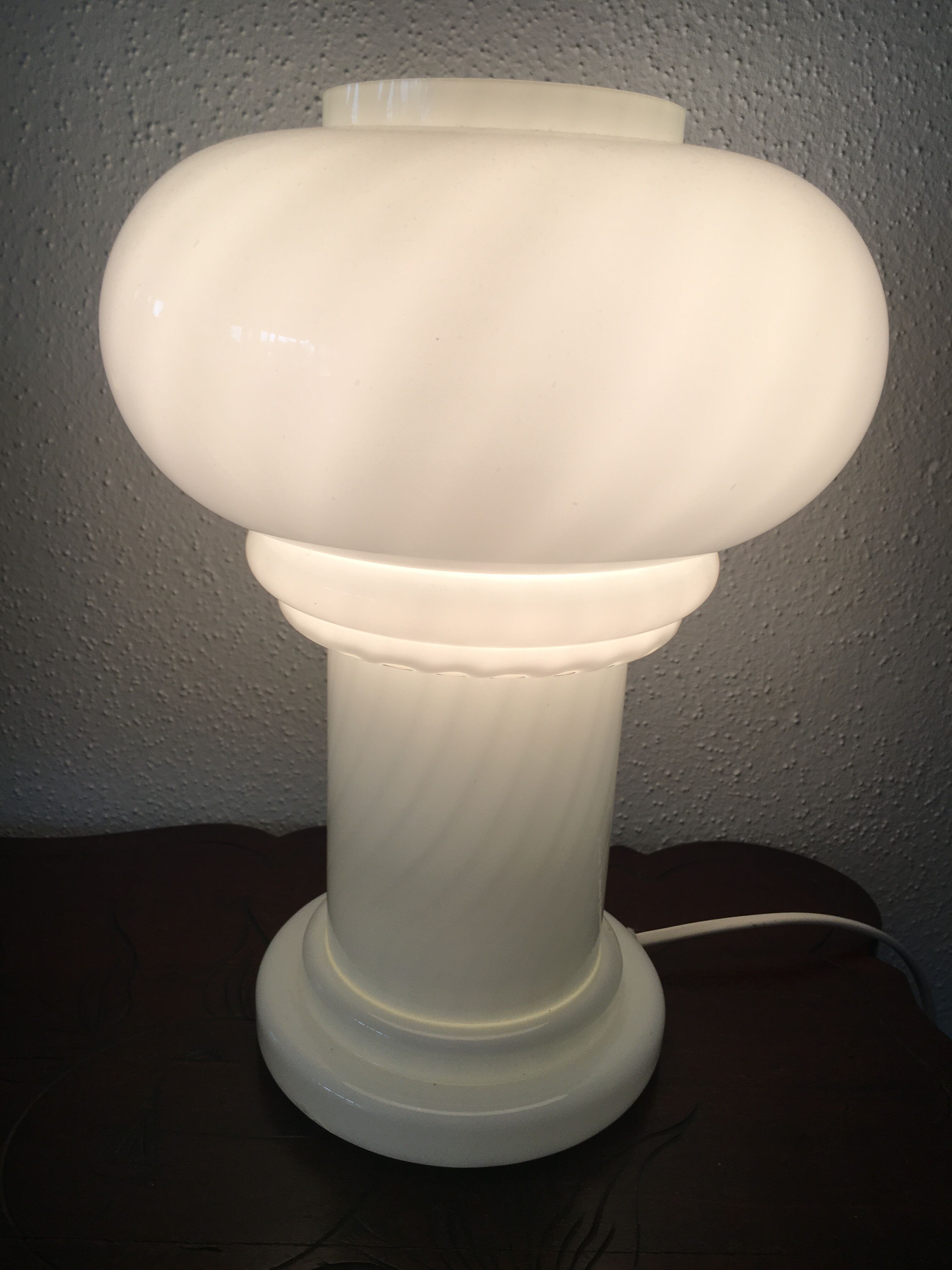Opaline mushroom lamp 1970