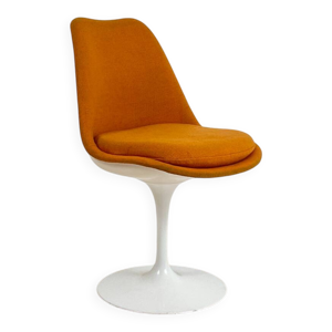 Chaise tulipe par Eero - saarinen knoll
