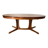 Baumann oval table