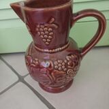 Lot 2 pitchers