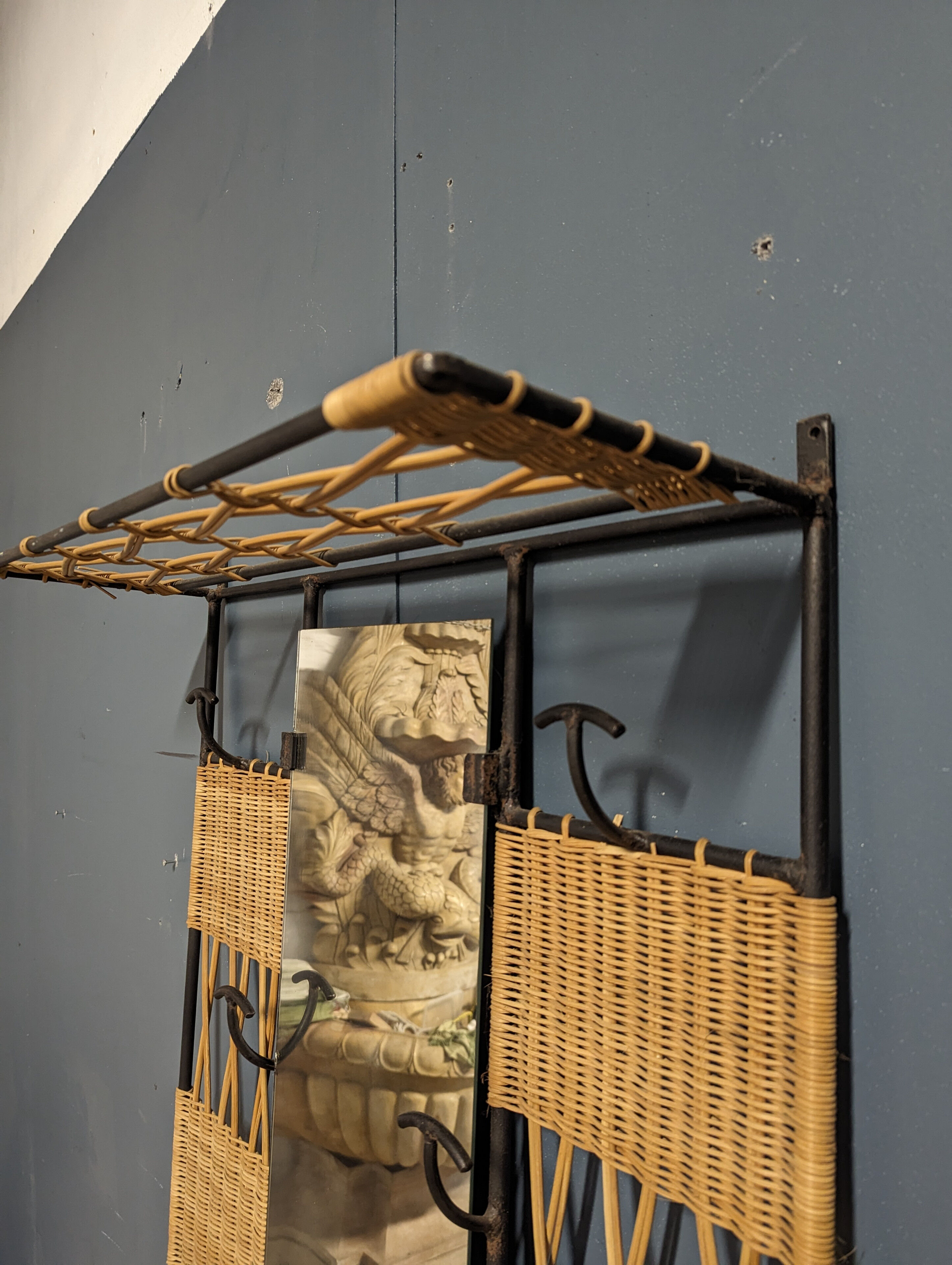 Vestiaire, portemanteau en rotin, années 70