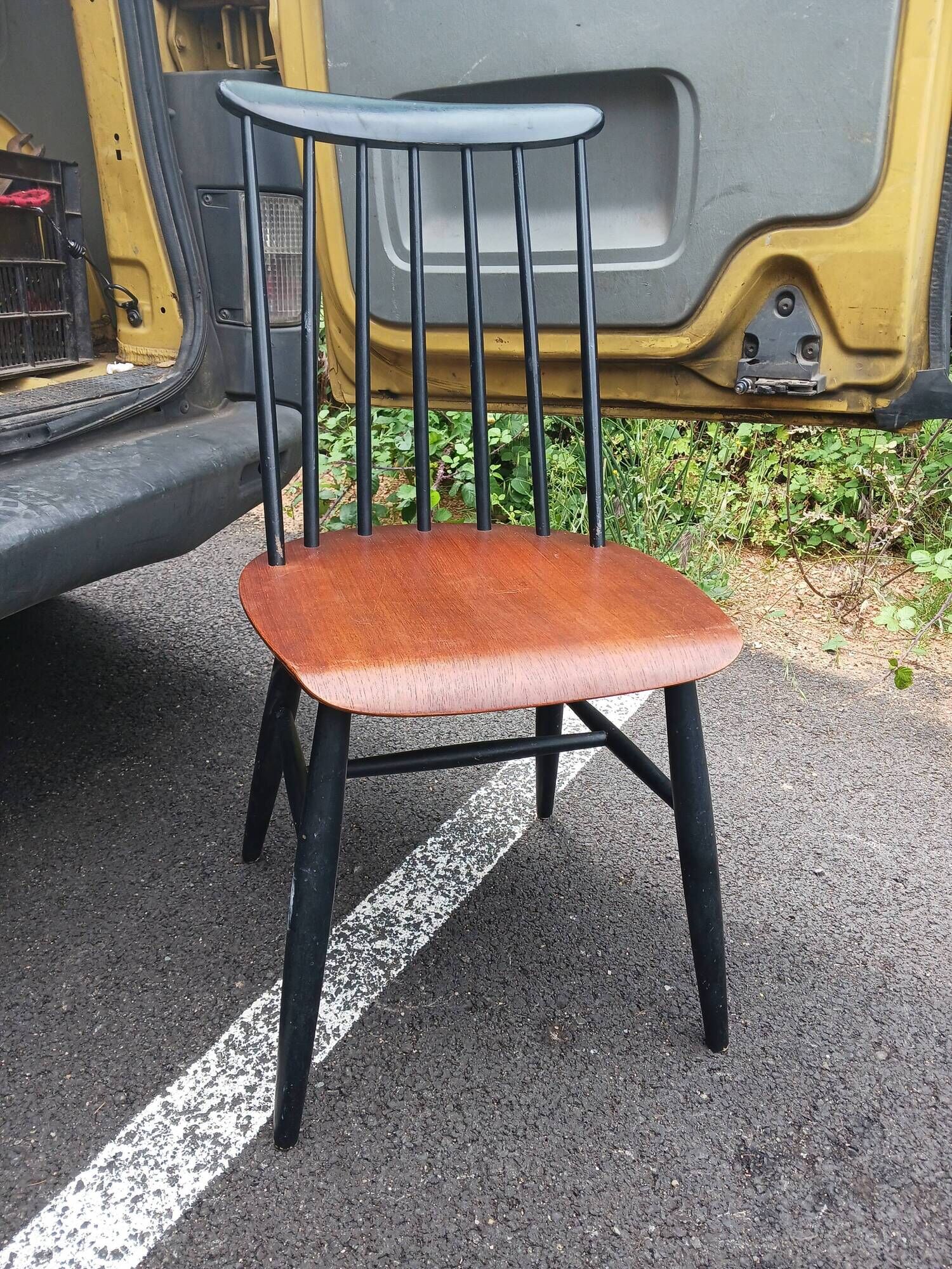 Paire de chaises scandinave " stol kamnik " 1960 étiquette d'époque sur les deux