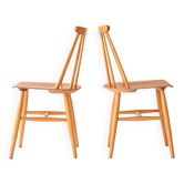 2 chaises vintage scandinaves