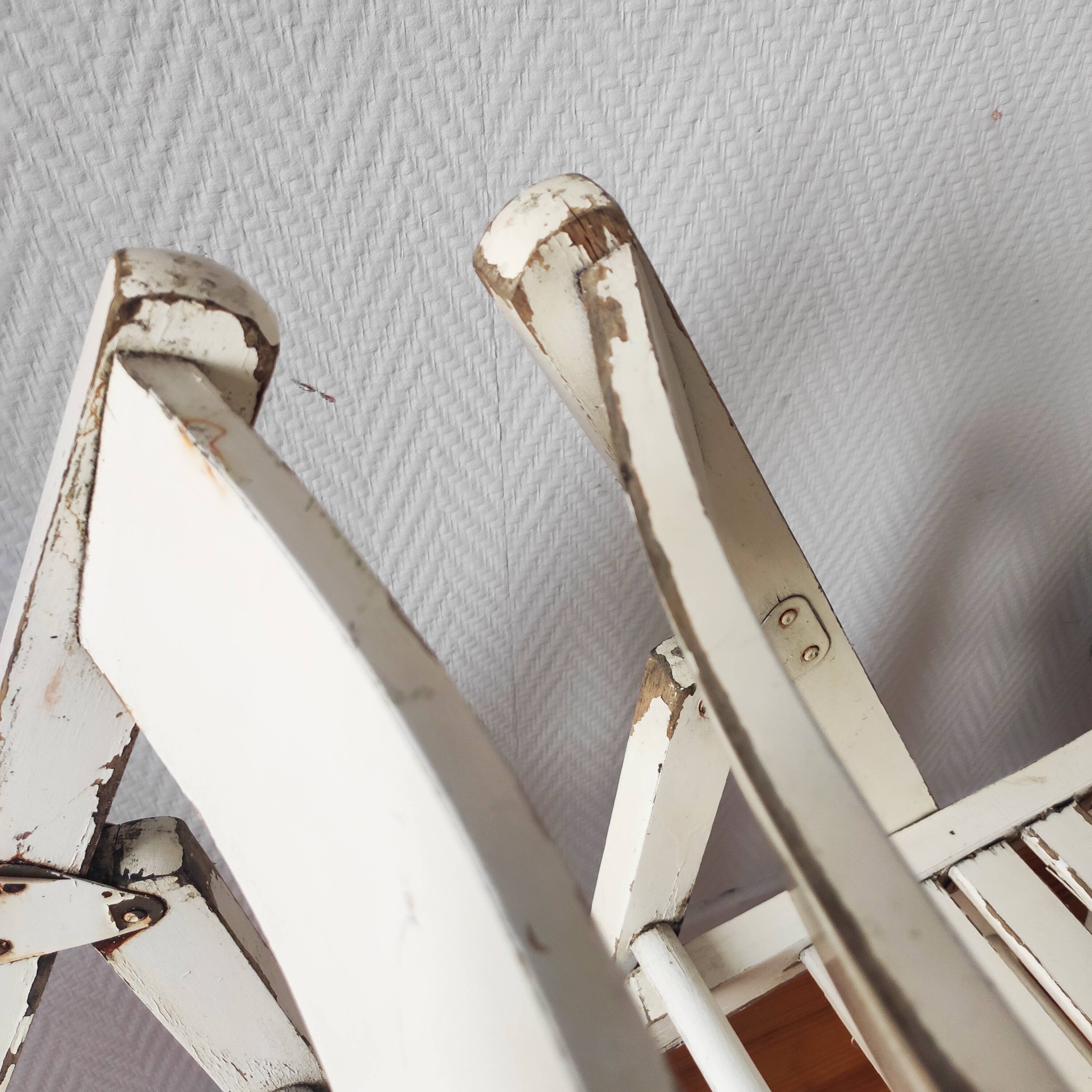 Set of 4 vintage folding chairs with wabi sabi patina