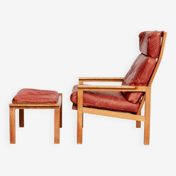 Illum Wikkelsø "Capella" Lounge Chair & Ottomane for Niels Eilersen