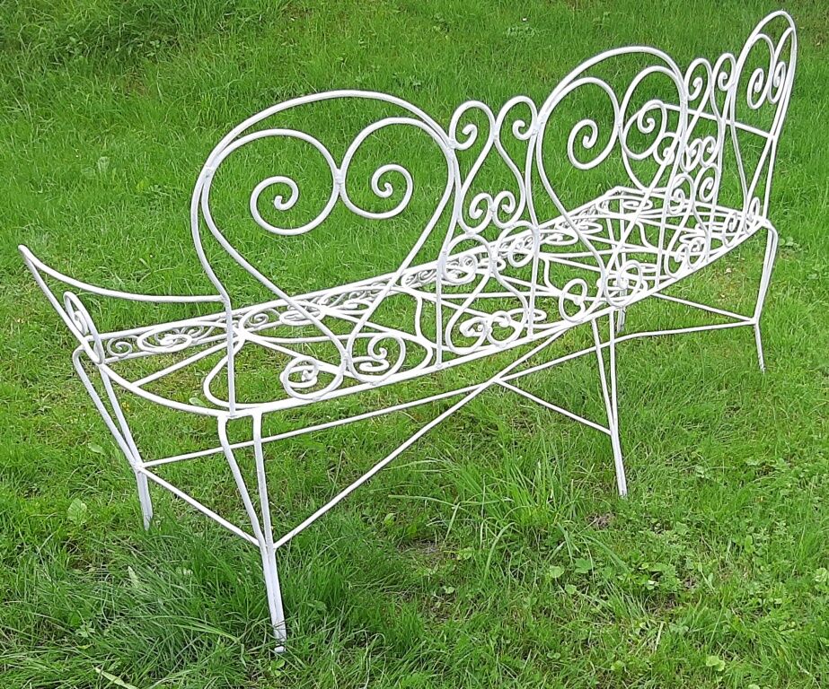 Banc de jardin arrondi fer forge couleur blanche