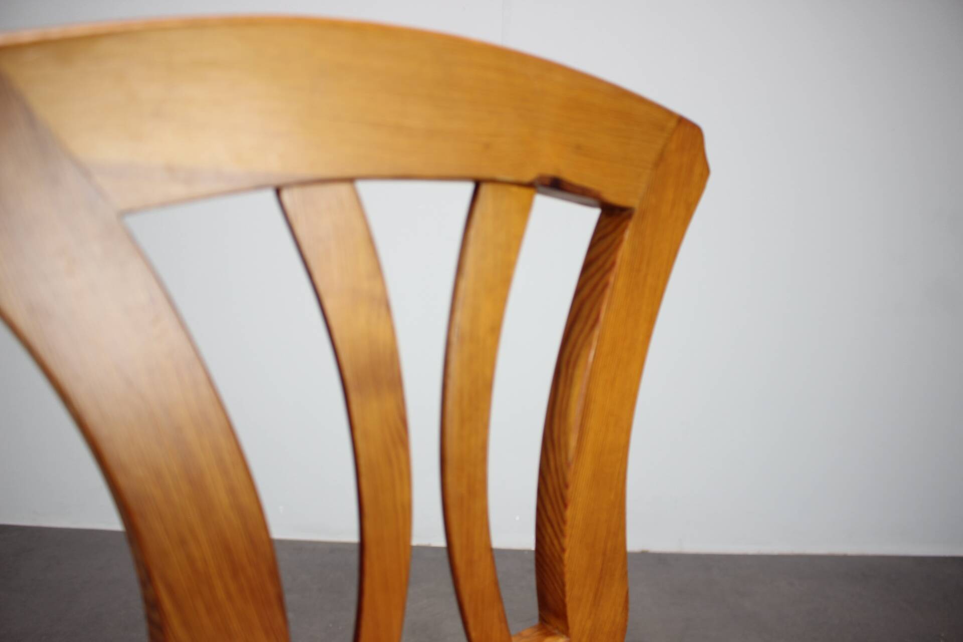 Vintage Czech folk farmhouse chair in solid wood, from the 1940s-1950s.