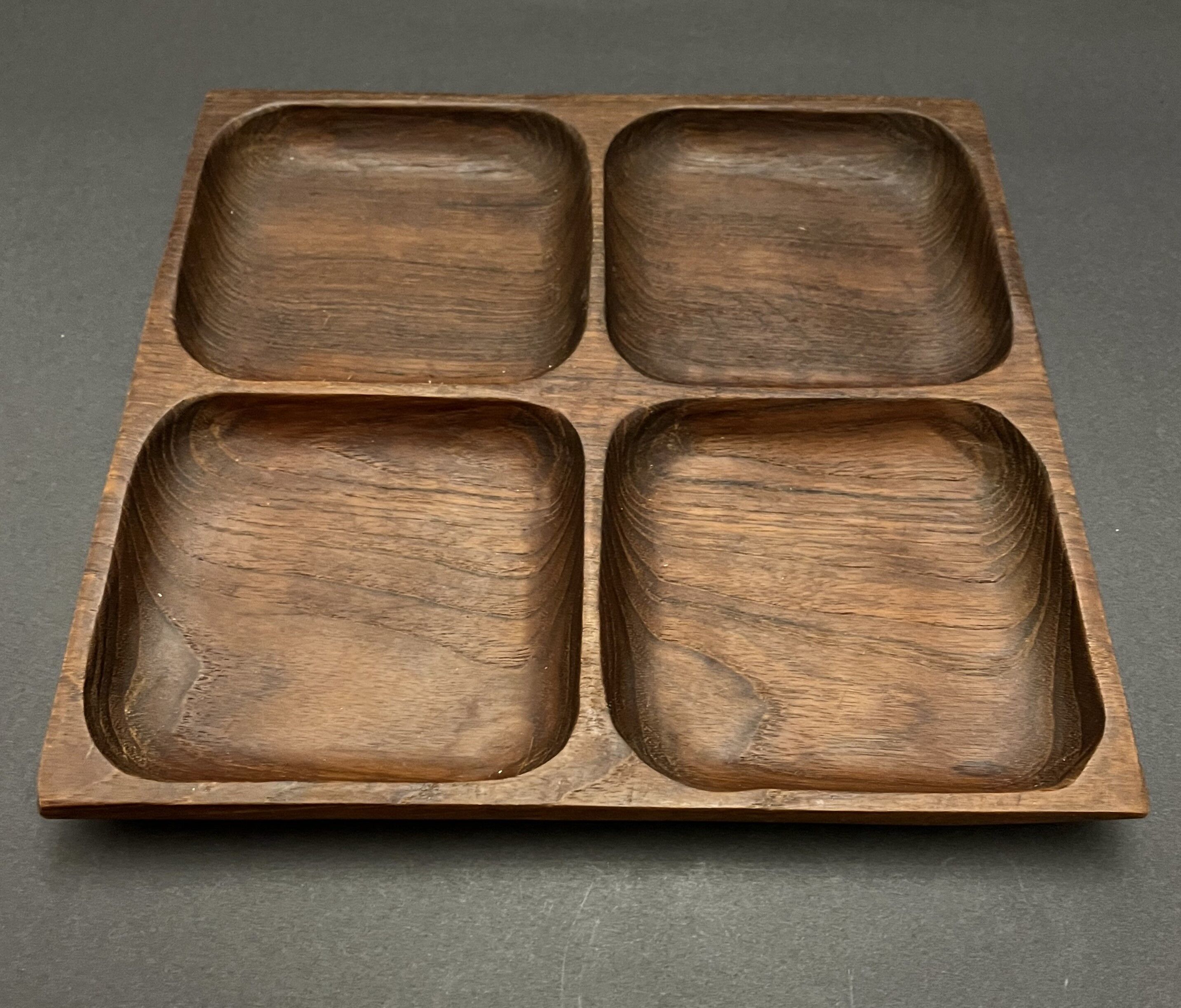 Wooden tray with compartments