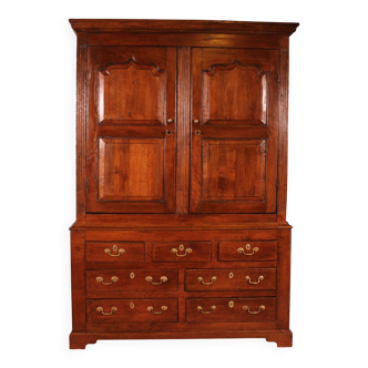 18th century oak linen press