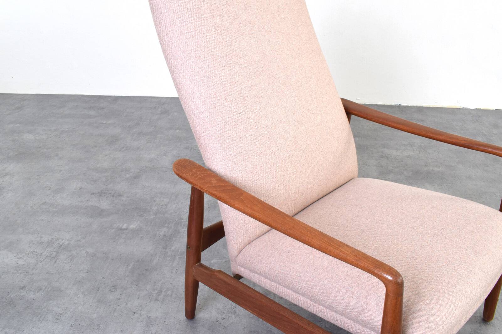 Fauteuil en teck danois du milieu du siècle par Søren Ladefoged pour SL Møbler, 1960