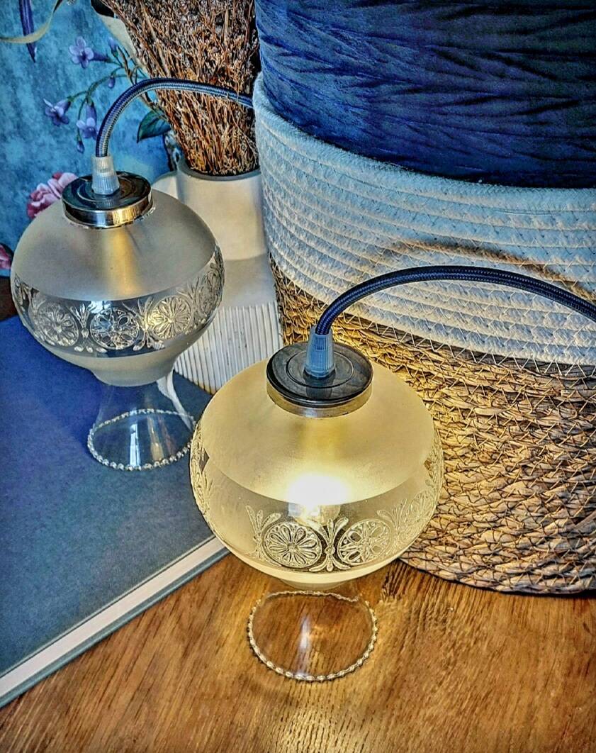 Transparent vintage portable lamp