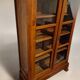Petite armoire vitrée