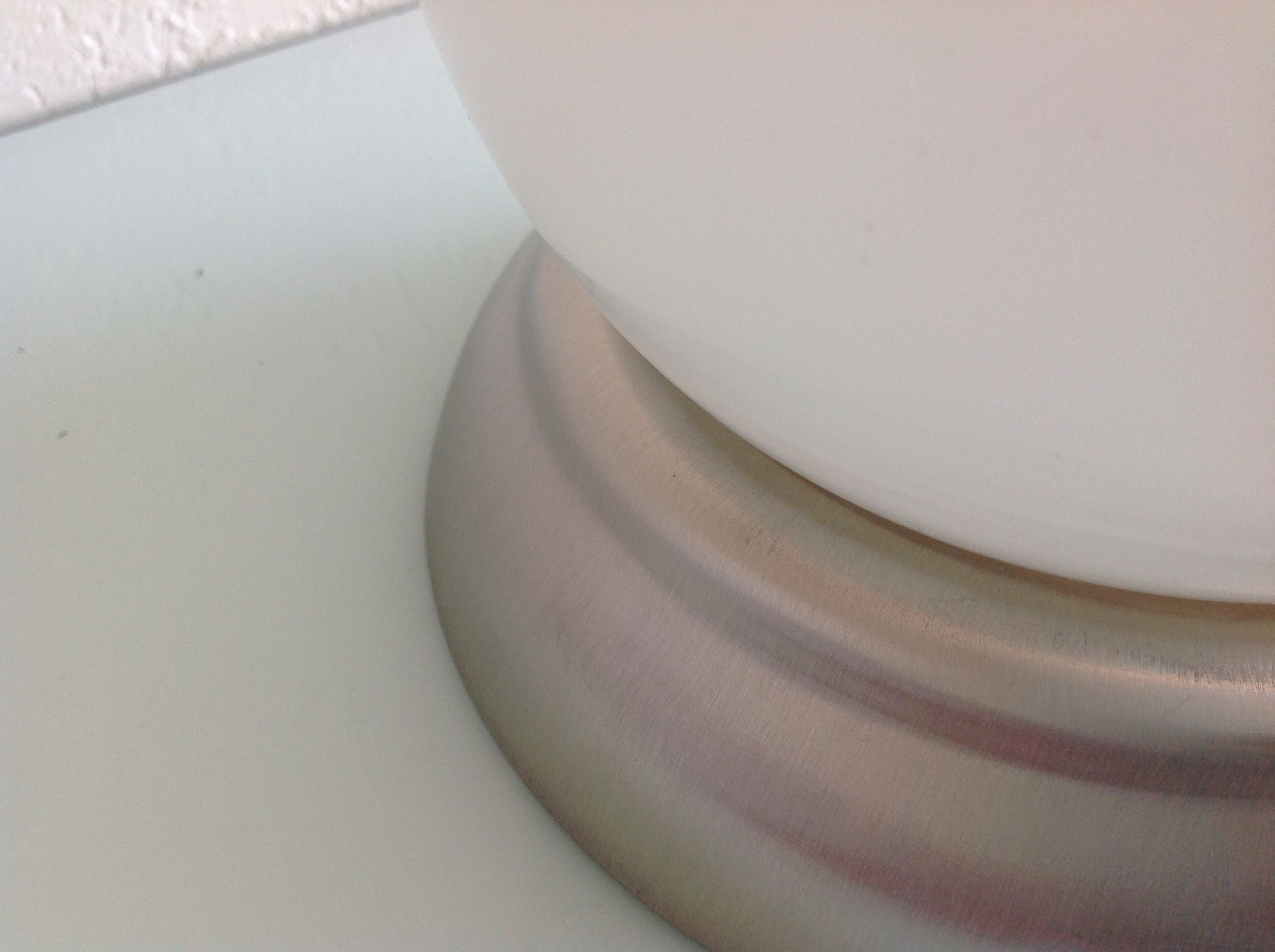 Ceiling lamp globe in white opaline and brushed metal