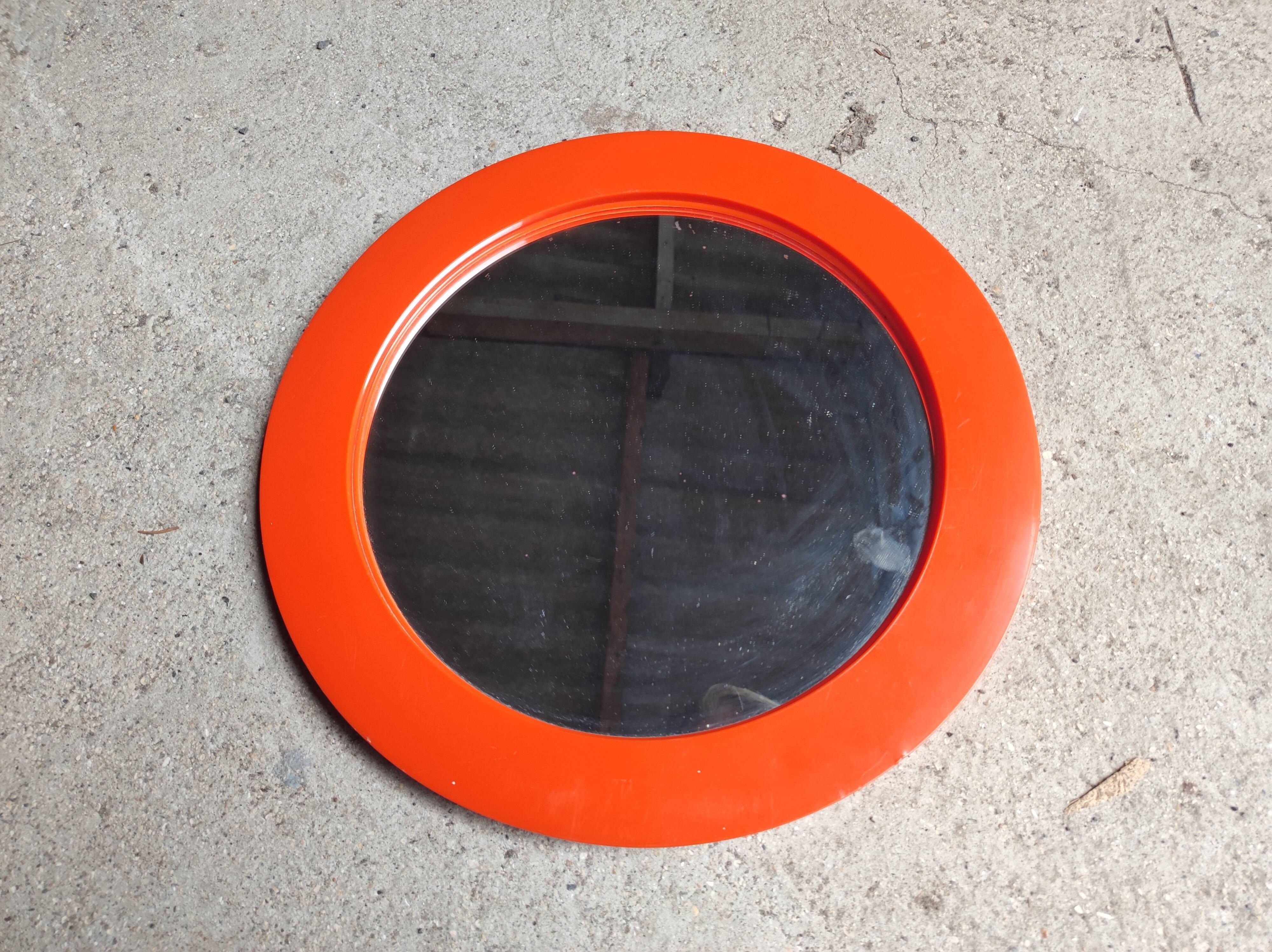 Round mirror plastic orange pop design 70
