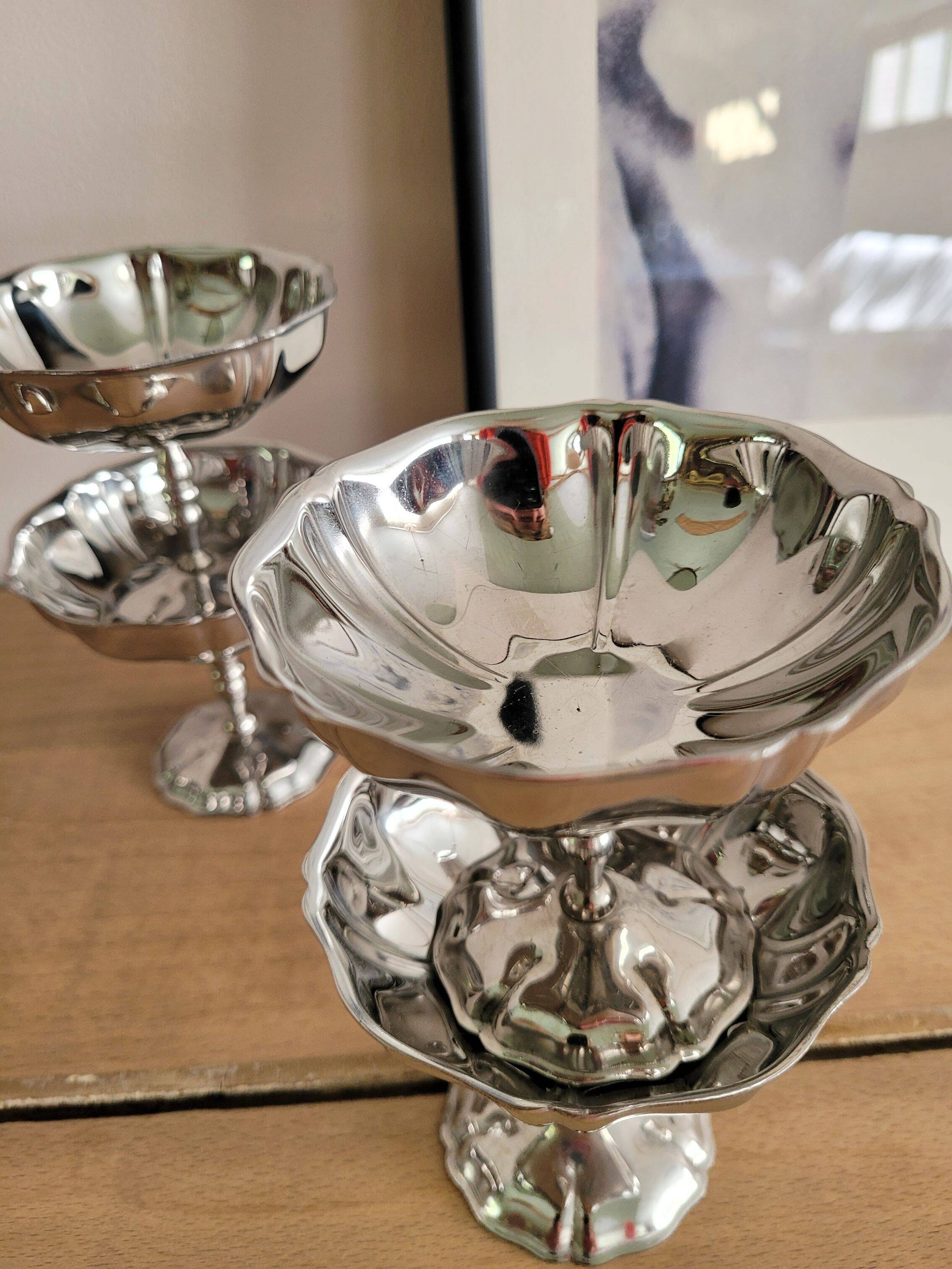 Vintage stainless steel flower bowls