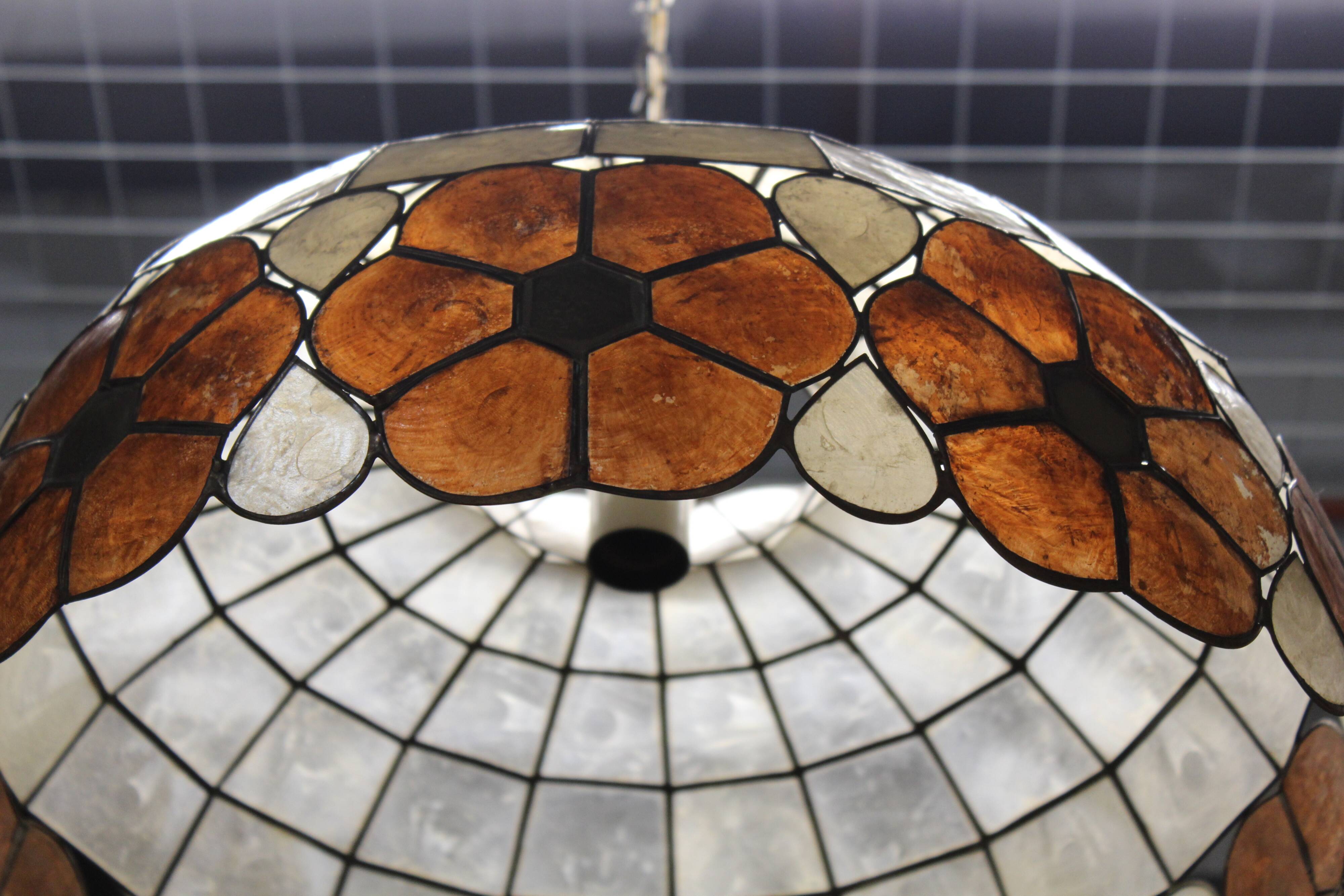 Mother-of-pearl shell pendant light Floral decor