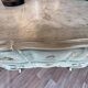 Commode de style Louis XV patinée