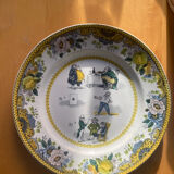 Choisy le roi - rare pair of polychrome rebus plates