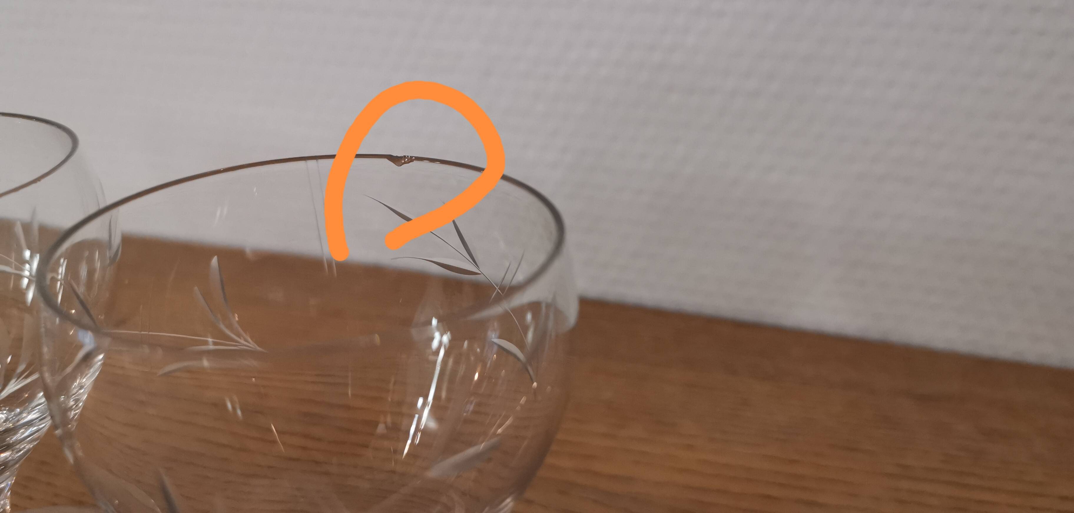 Set of 4 finely engraved vintage port wine glasses