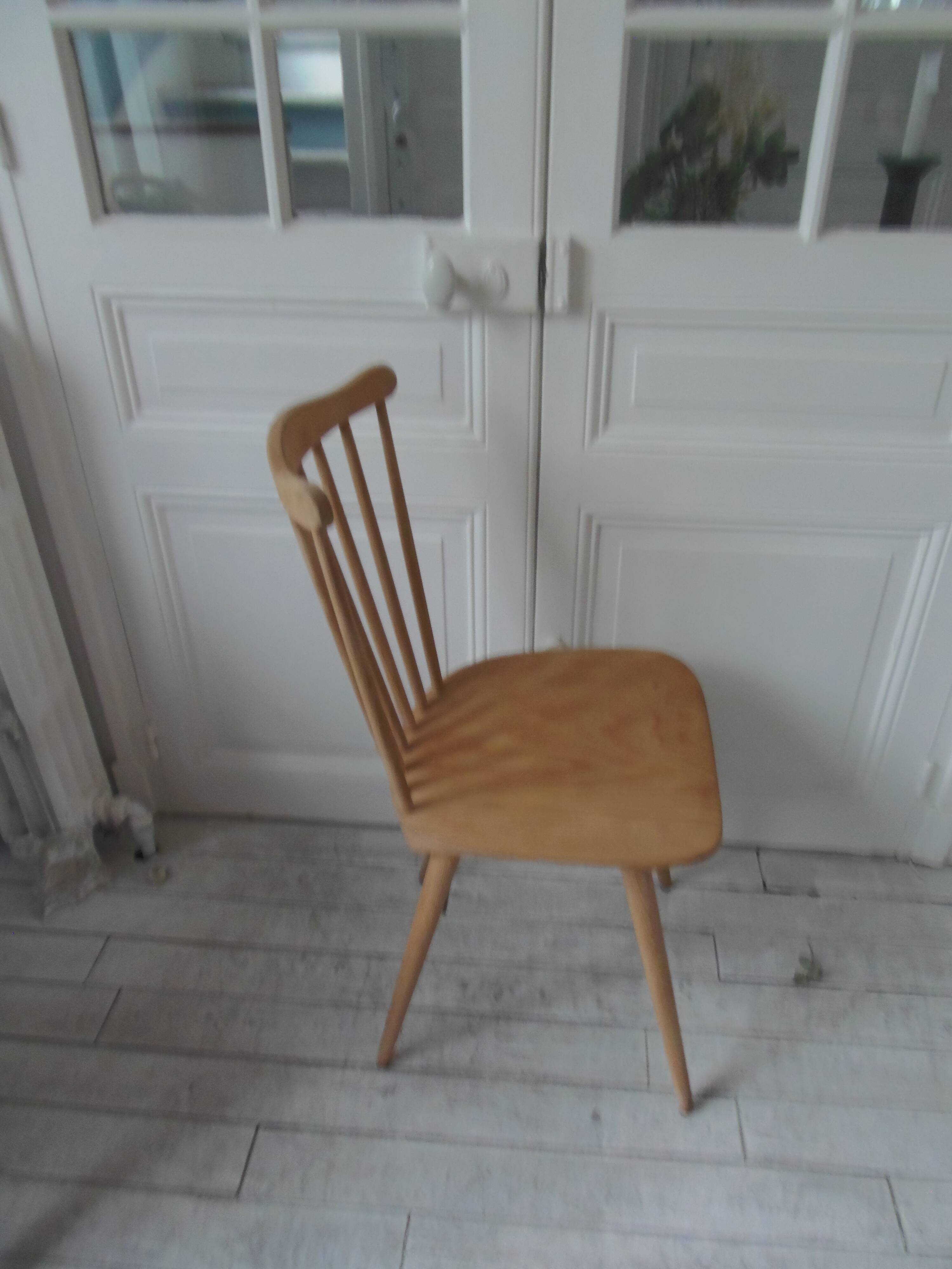 Vintage Scandinavian design chair in beech, waxed finish.