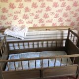 Lit enfant ancien vintage