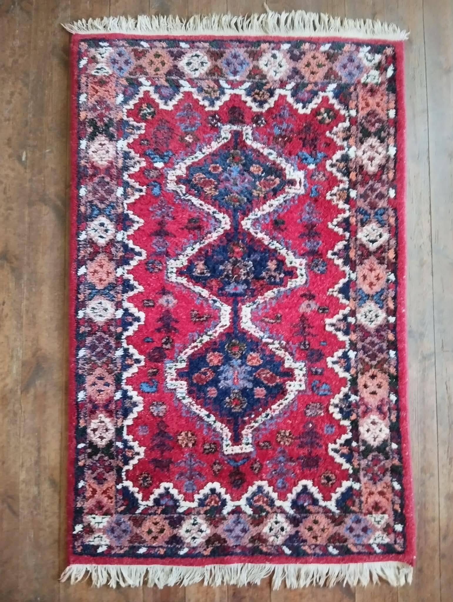 Handmade Indo Qashqai rug 148x95cm
