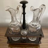Servant oil and vinegar