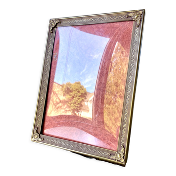 Metal frame in gold colored brass