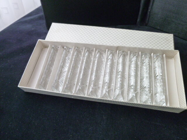 Box of 10 lead crystal knive holders