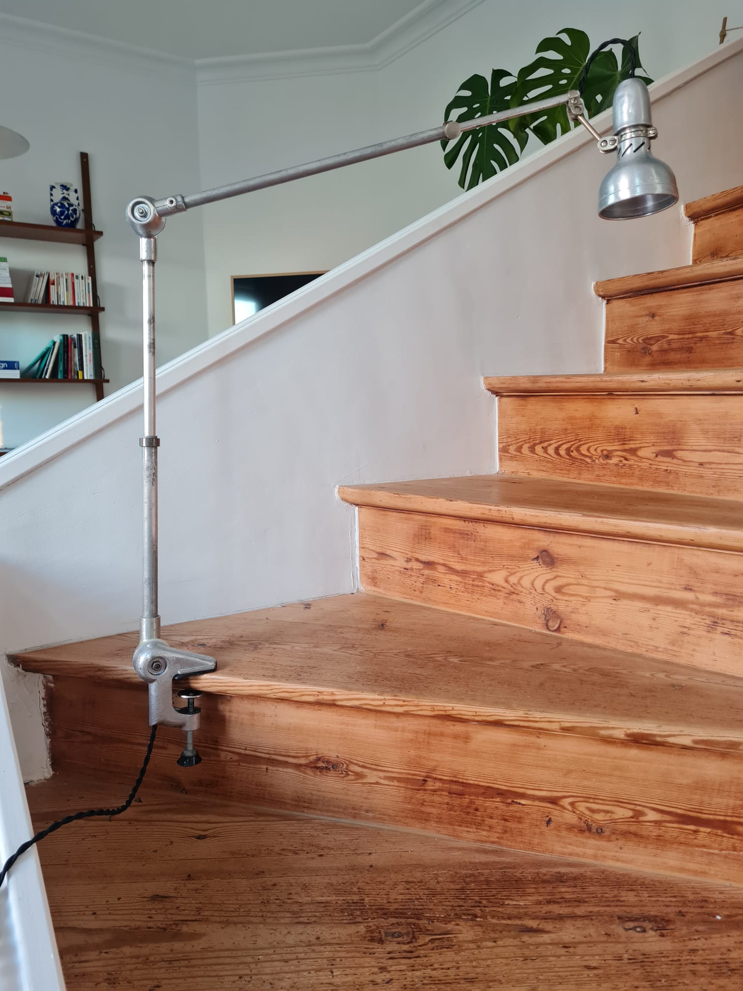 Lumina workshop lamp