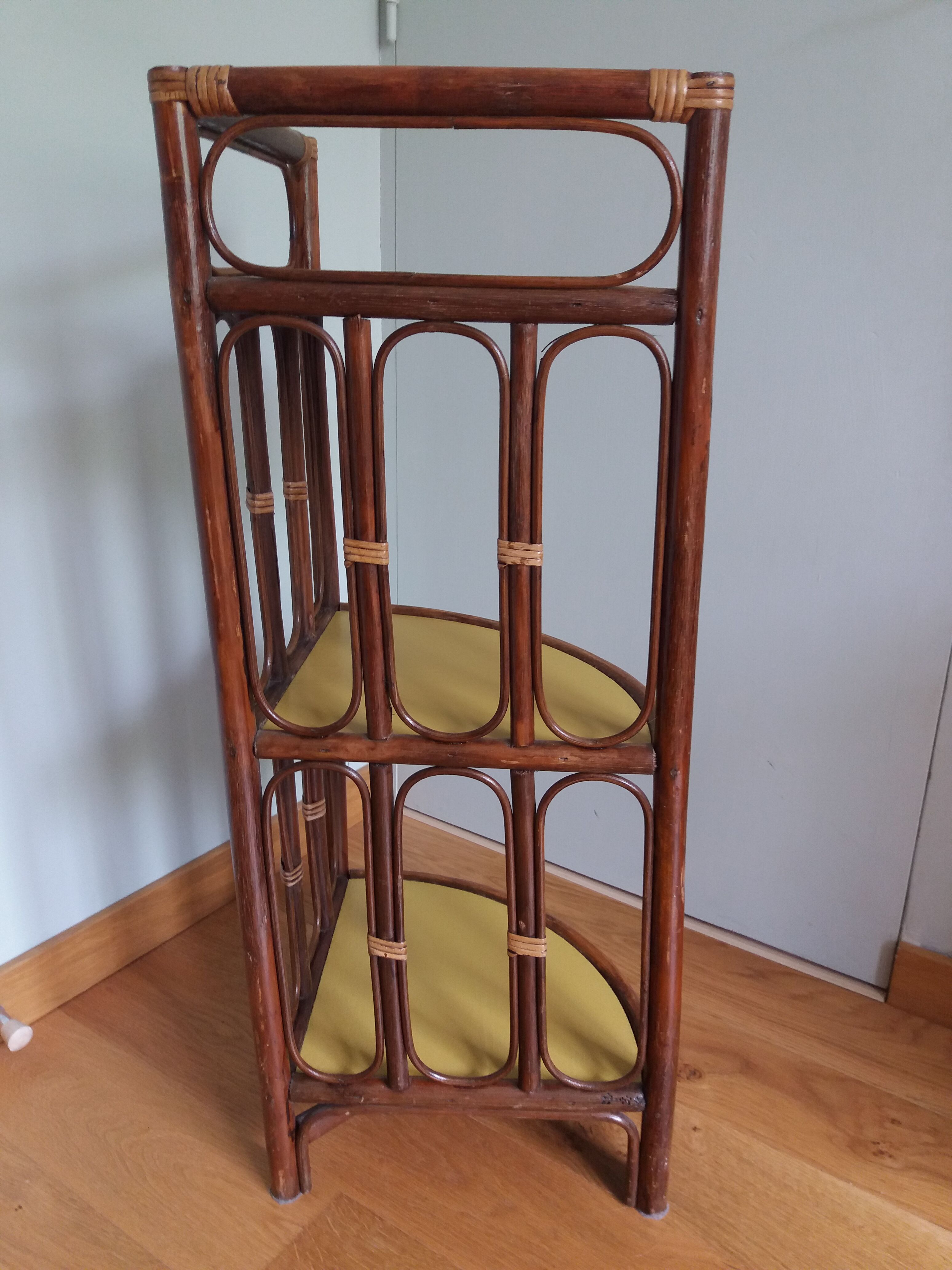 Corner shelf wicker, rattan and wood