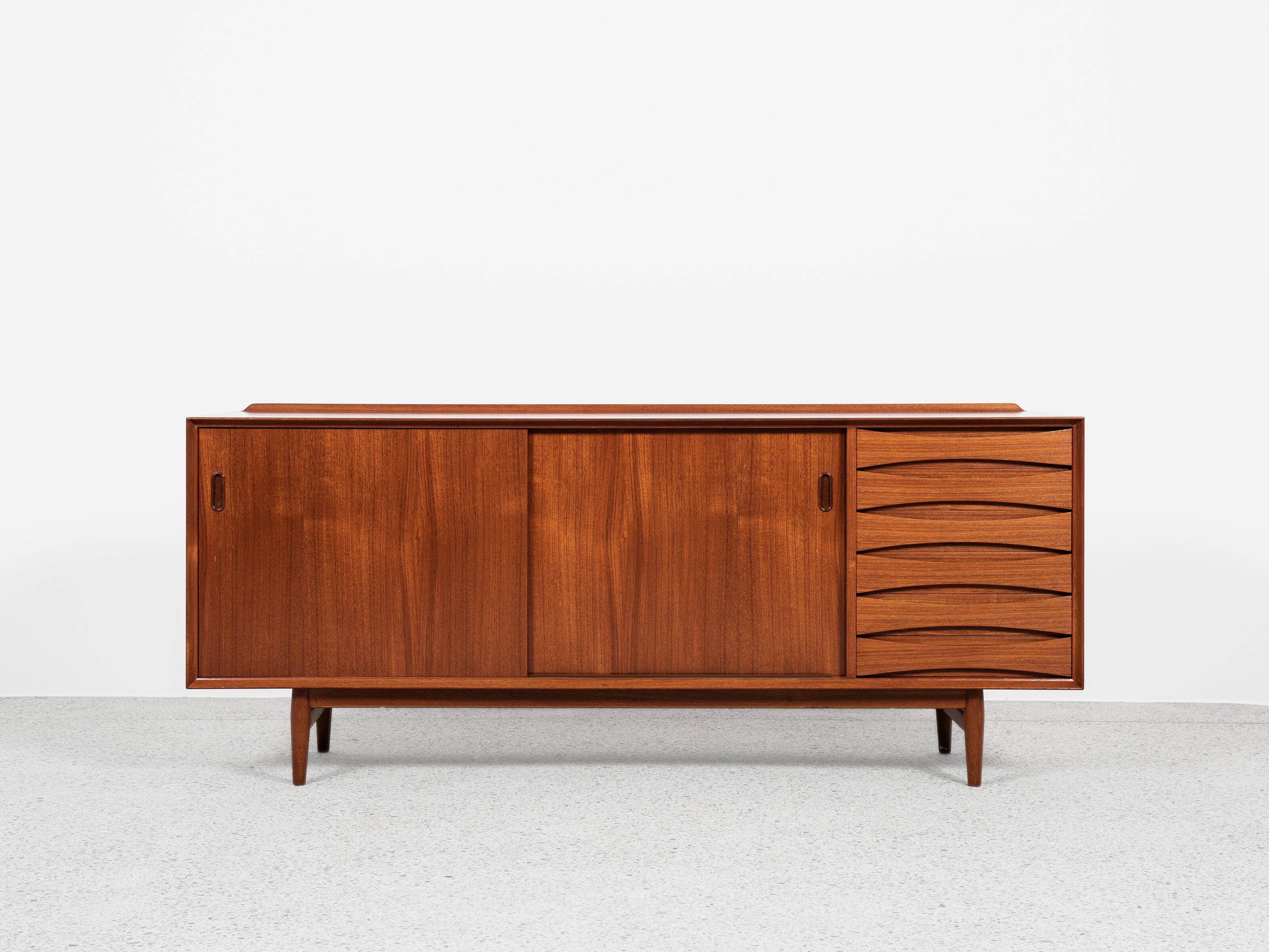 Midcentury Danish sideboard OS29 in teak by Arne Vodder for Sibast 1960s