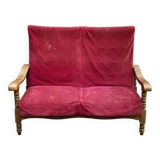 Canapé vintage 2 places en bois massif et velours bordeaux du 20ème