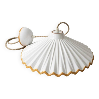 Pleated ceramic suspension