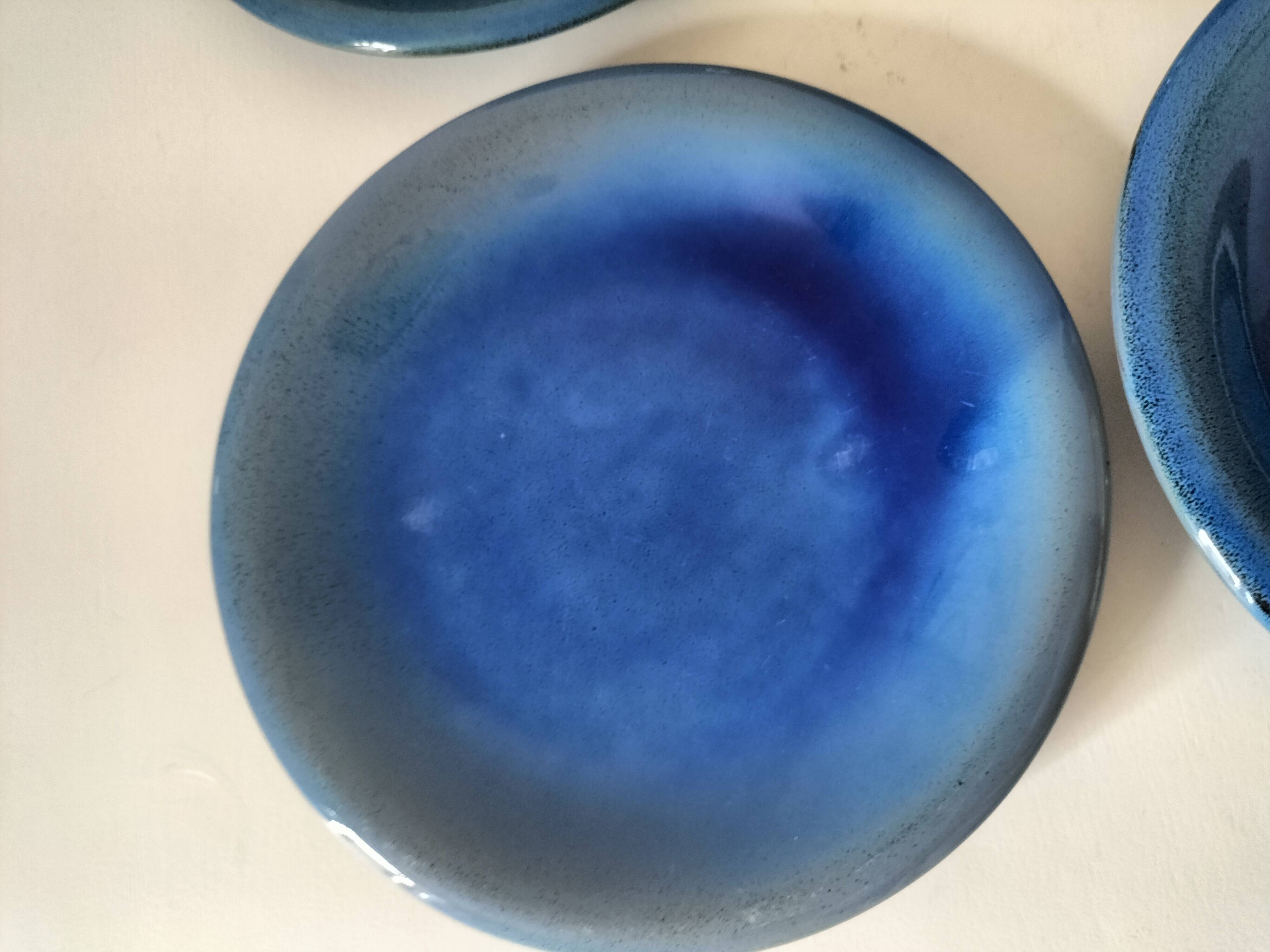 6 grandes assiettes plates en grès bleu cobalt et turquoise