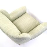 Paire de fauteuils vintage vert clair avec structure en bois, Italie