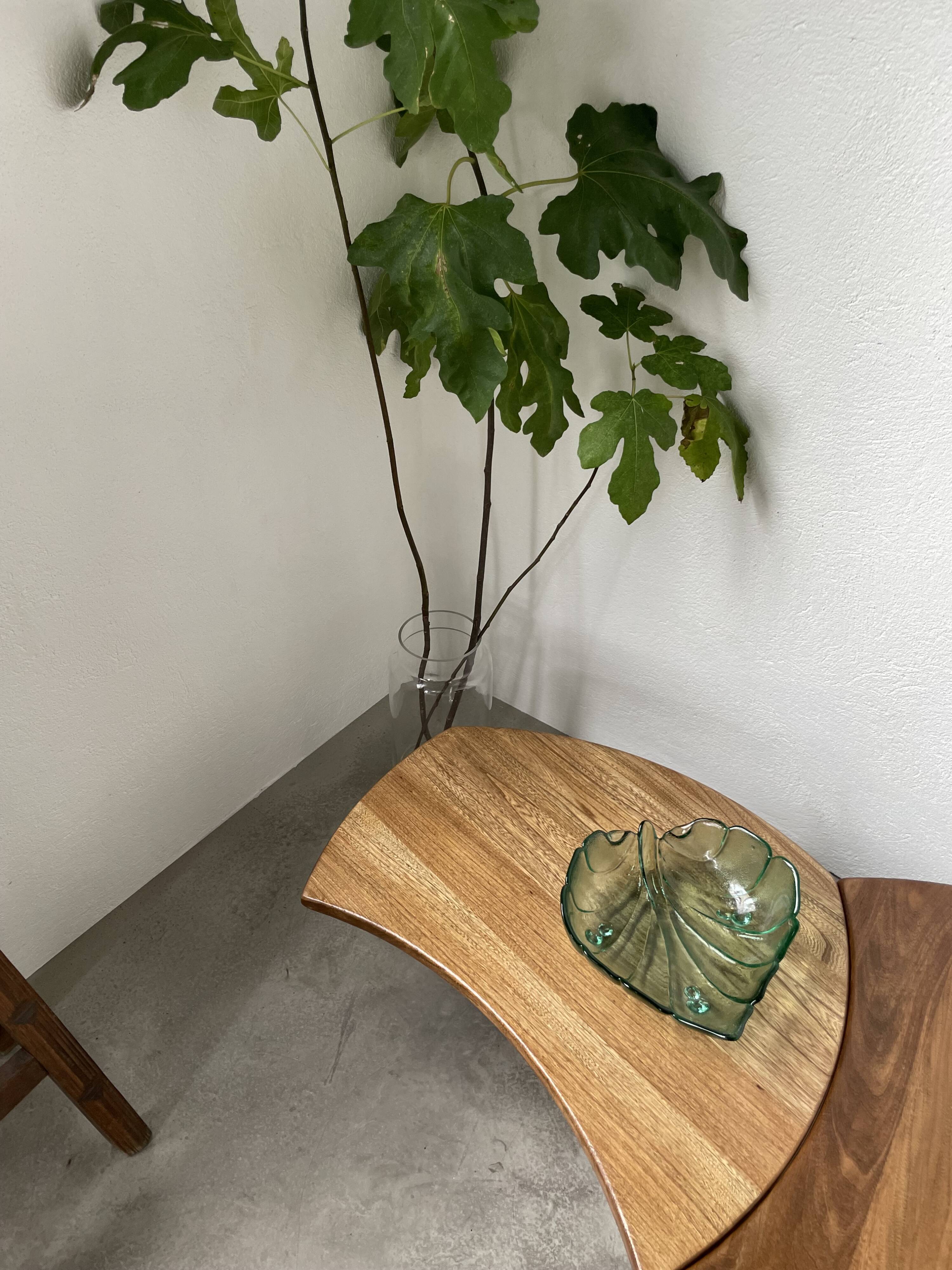 Tinted glass “leaf” dish