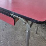 Formica table with extensions