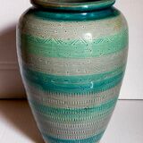 Ceramic vase scarified with gray-blue enamel