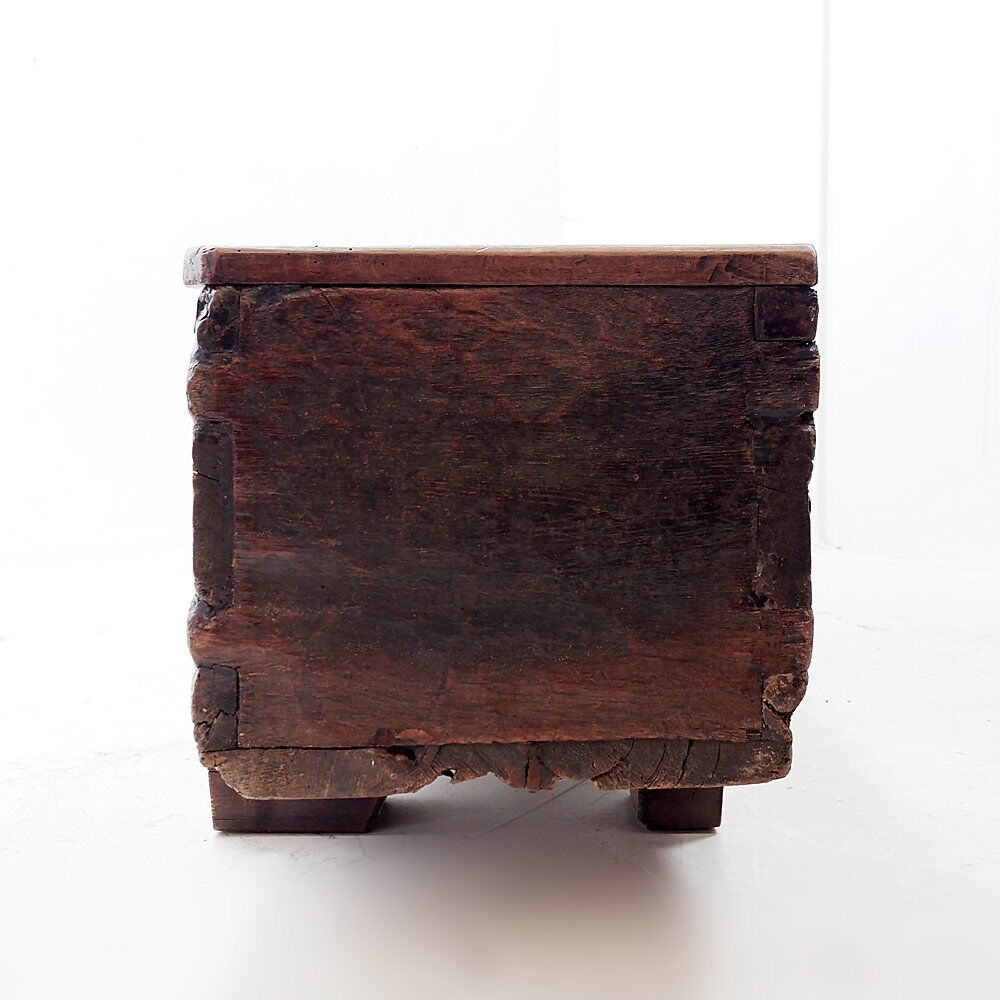 Spanish carved oak bank chest - 18th century