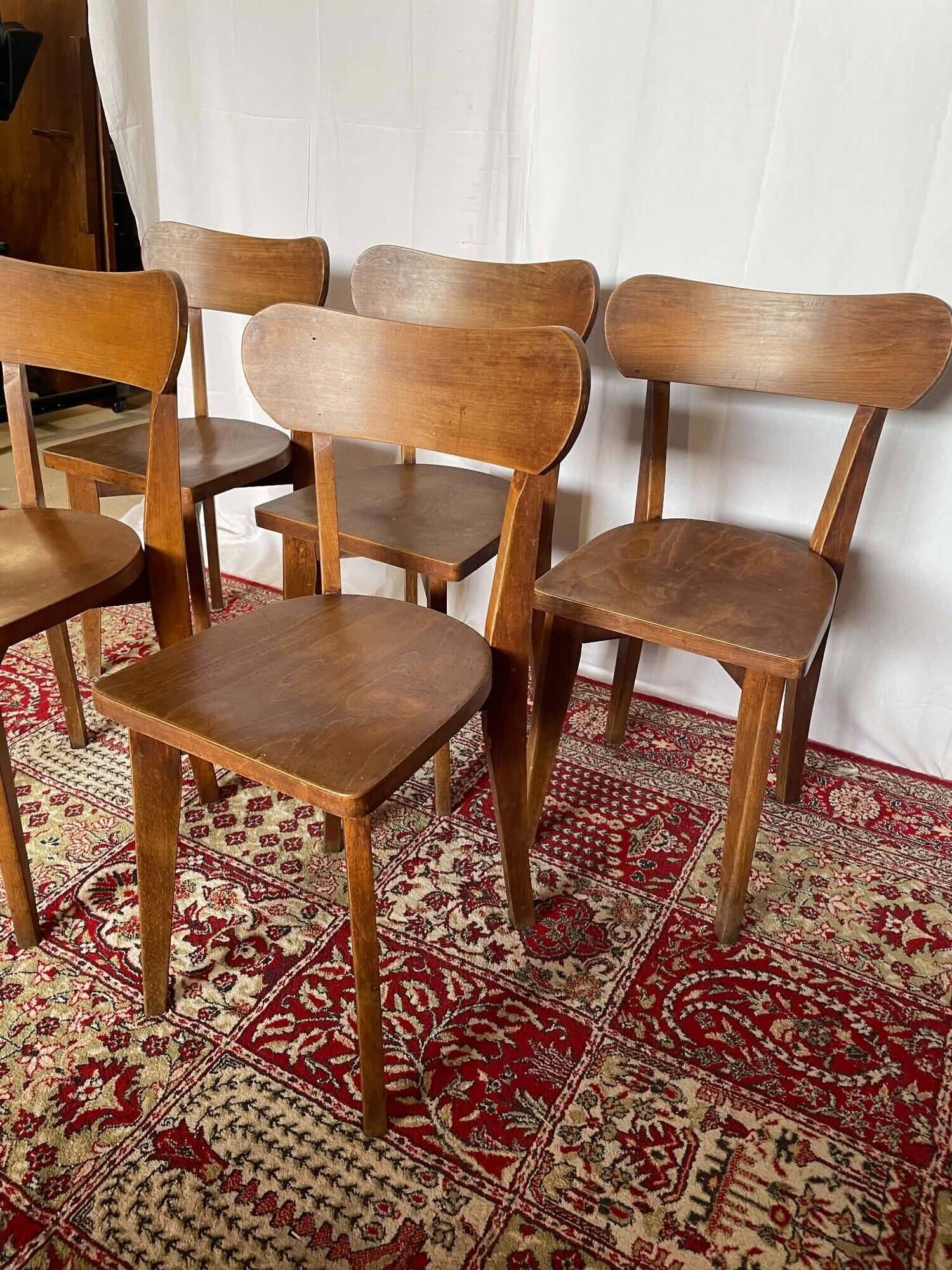 Set of 5 vintage wooden bistro chairs – Baumann style
