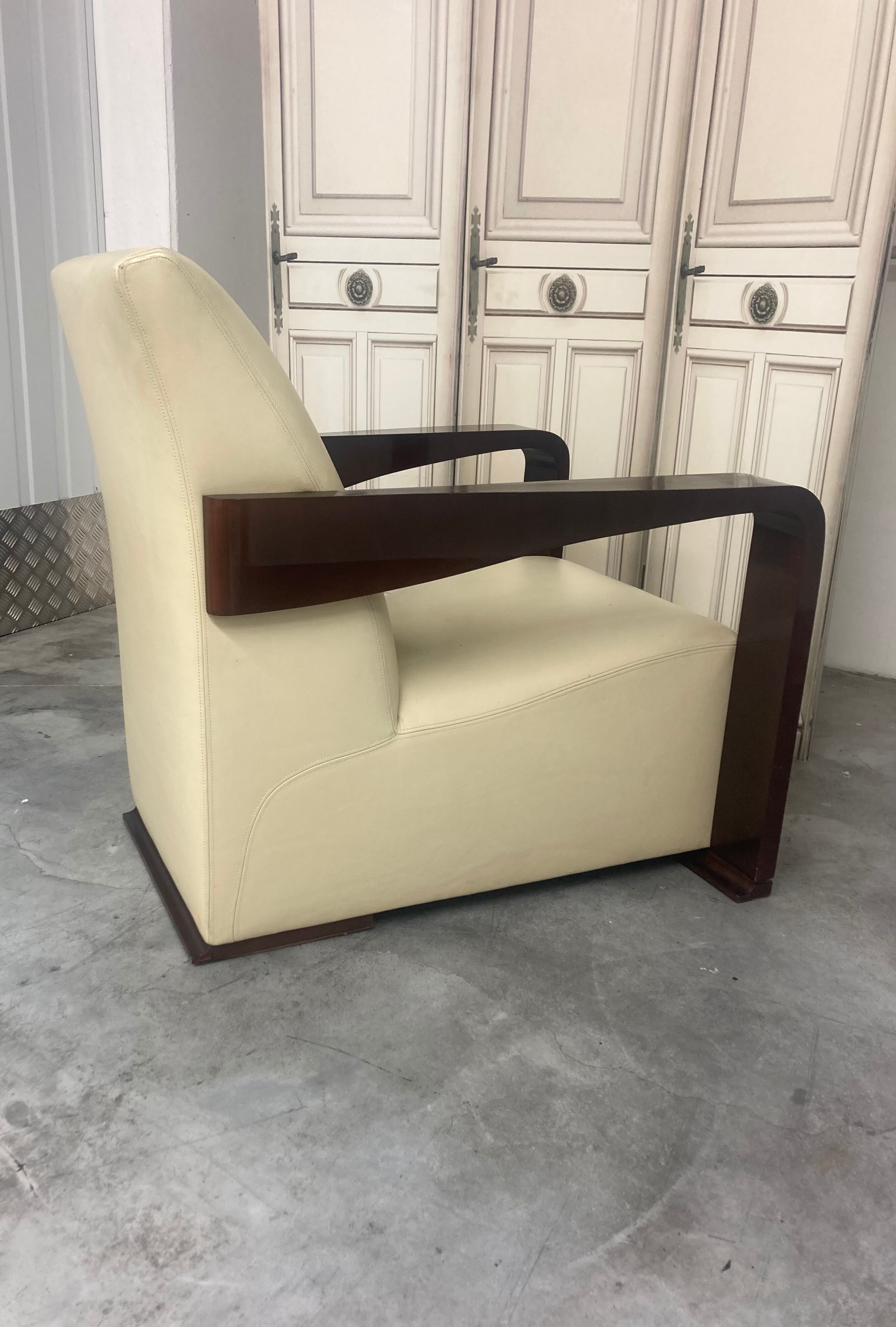 Ying armchair by Hugues chevalier