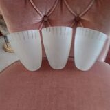 3 lampshades of glass lamp