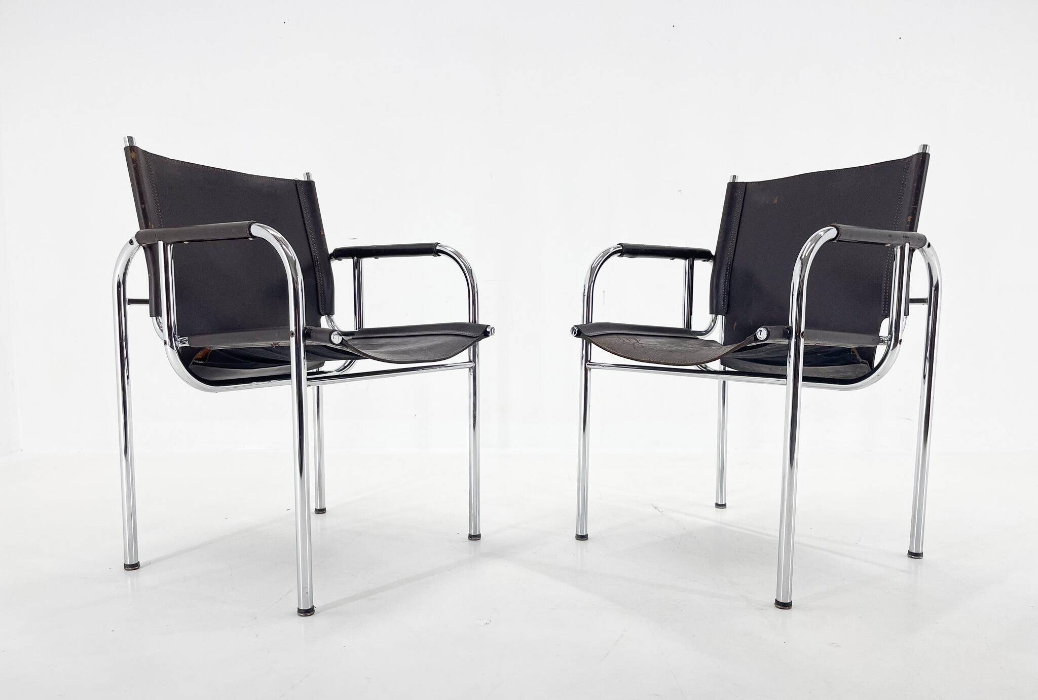 Pair of 1970s Vintage Hans Eichenberger Leather & Chrome Lounge Chairs, Labeled