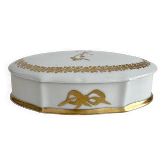 Old candy box in gilded porcelain and monogram 19th century